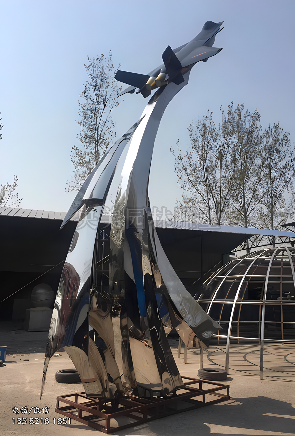 鏡面不銹鋼升空飛機景觀雕塑